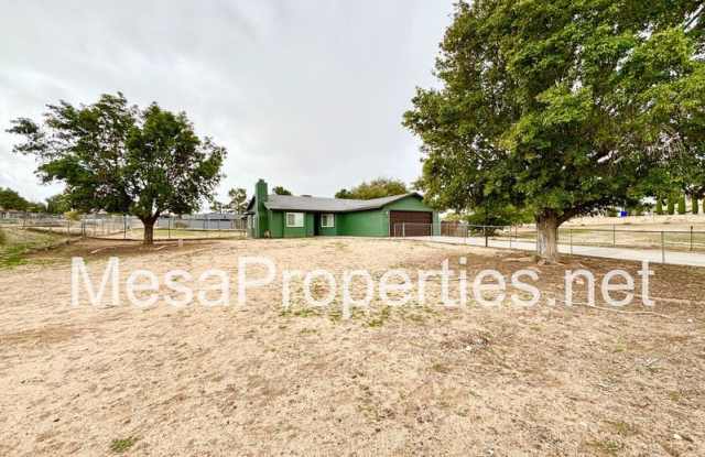 16609 Winona St Gallery 2
