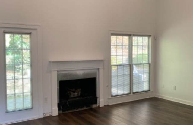 3075 Kings Dr NW Gallery 4
