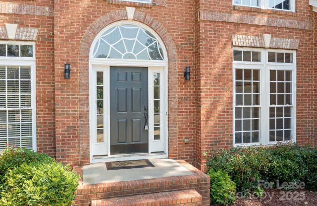 20428 Marblehead Court Gallery 4