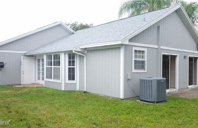 217 Clemens Ct - 217 Clemens Court, Alafaya, FL 32828