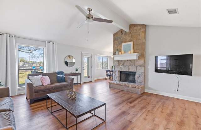 606 Quail Run Road photos photos