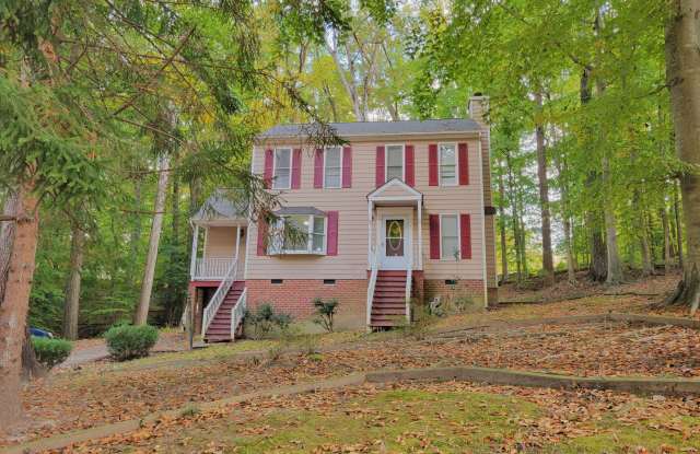 3 Bedroom 2.5 bath Colonial off of Reams Road in Chesterfield County photos photos