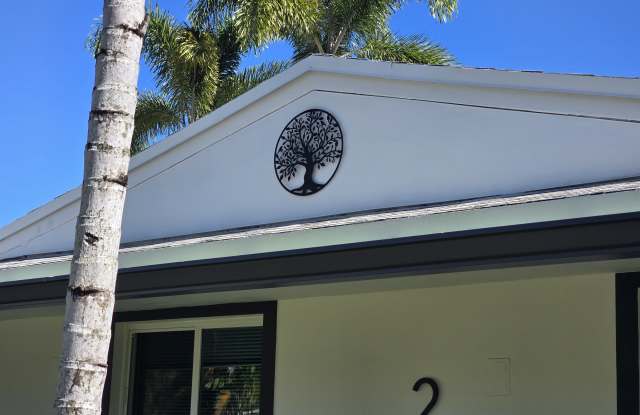 2308 Northwest 3rd Avenue photos photos