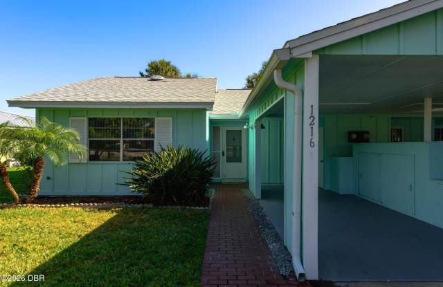 1216 Harbour Point Drive Gallery 4