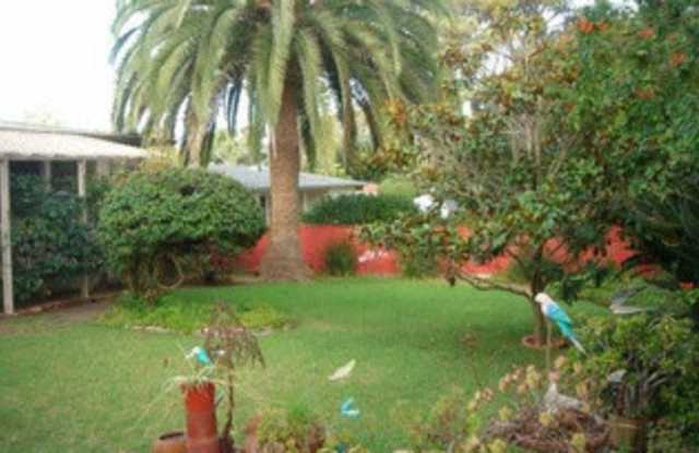 3829 Garden Lane Gallery 2
