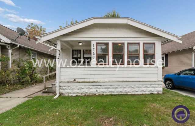 1749 Berdan Ave - 1749 Berdan Avenue, Toledo, OH 43613