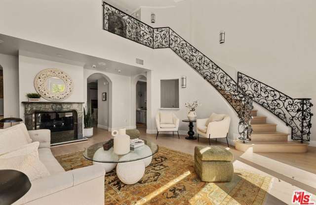 1610 Camden Ave photos photos