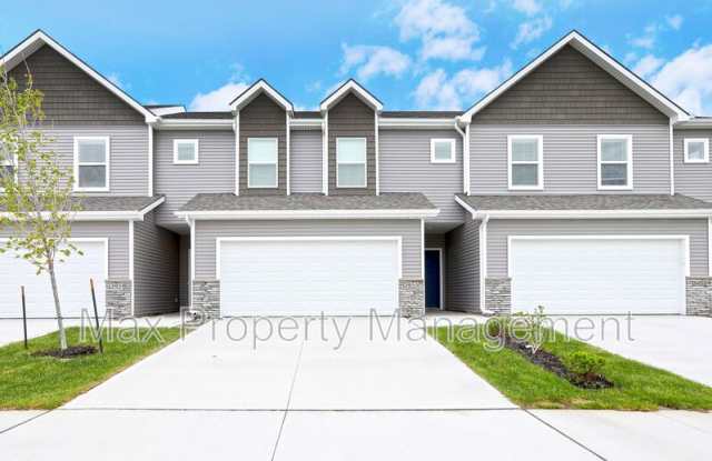 3955 NE 2nd Ln photos photos