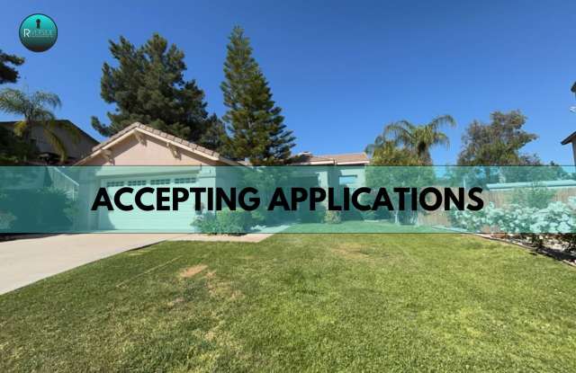 FOR RENT-LOVELY 3-BEDROOM HOME IN CORONA CLOSE TO ORANGE COUNTY!! GARDENER AND TRASH PAID!! AVAILABLE NOW!! photos photos