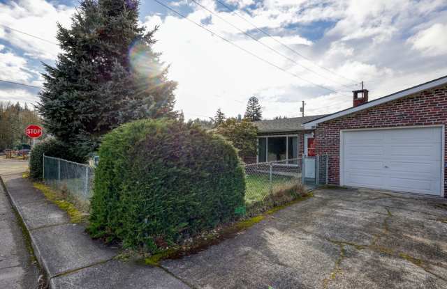 Desirable Tumwater Hill 1960's classic charmer with 2 beds, 1 bath, attached garage. New paint and flooring! Gallery 3