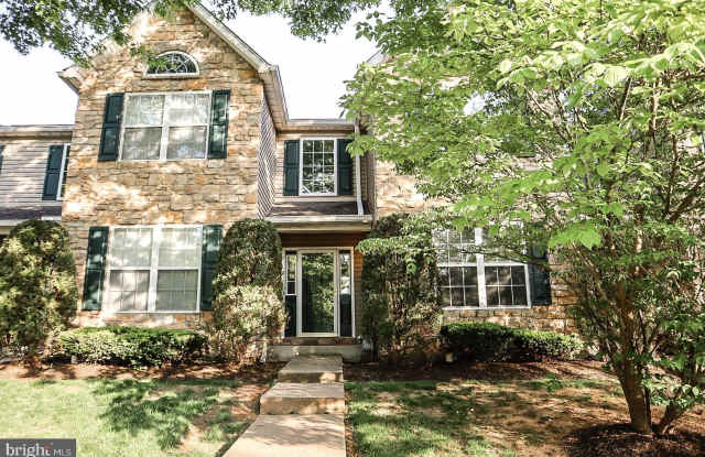 800 DOE Court photos photos