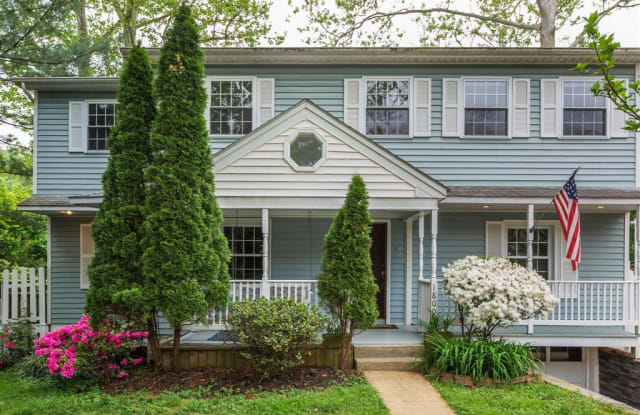 1800 N QUANTICO STREET - 1800 North Quantico Street, Arlington, VA 22205