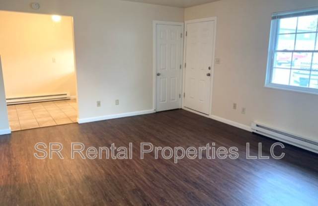 223 Maxwell St. photos photos