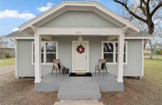 2459 1st Street photos photos