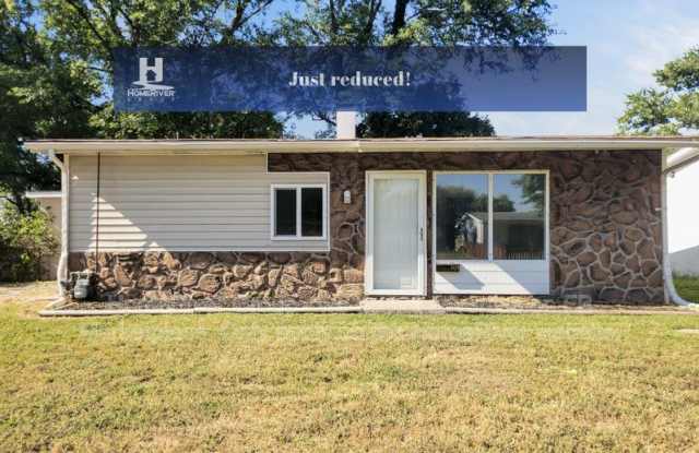 1116 Saint Helena Dr - 1116 Saint Helena Avenue, Cahokia, IL 62206