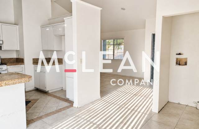 Charming 2-Bedroom Home with Private Backyard in Palm Springs Gallery 3