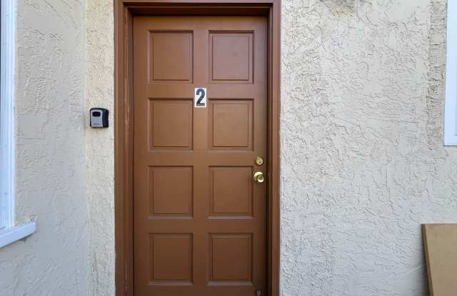 Super cute 1 bedroom available in San Diego, all utilities included! photos photos