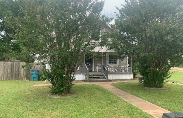 504 South 1st Avenue - Unit 3 - 504 South 1st Avenue, Stephenville, TX 76401