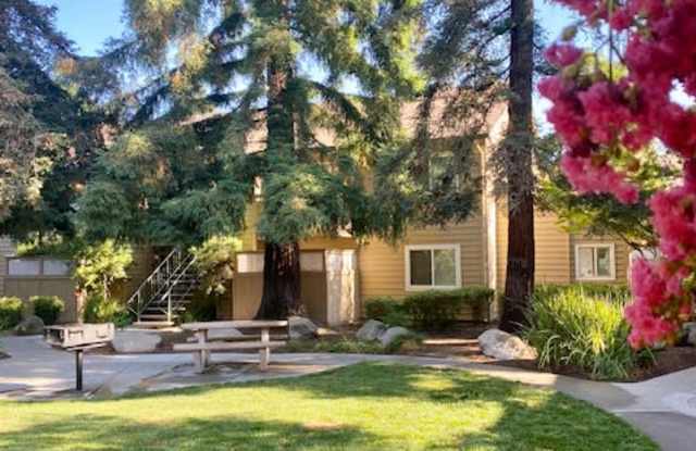 Valley Oak - 2300 Oakdale Road, Modesto, CA 95355 Valley Oak - 2300 Oakdale Road, Modesto, CA 95355