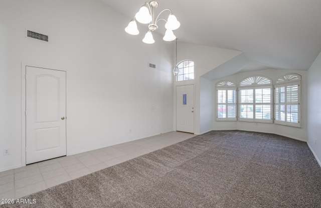 9833 W YUKON Drive Gallery 2