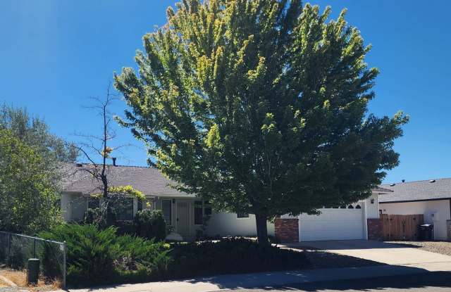Home For Rent in Sunridge Gallery 4