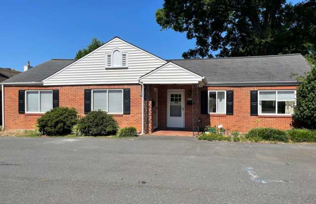 Adorable Duplex in Myers Park! photos photos Adorable Duplex in Myers Park! photos photos