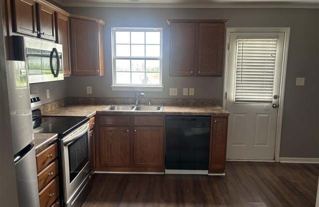 180 Coachman Court Gallery 3