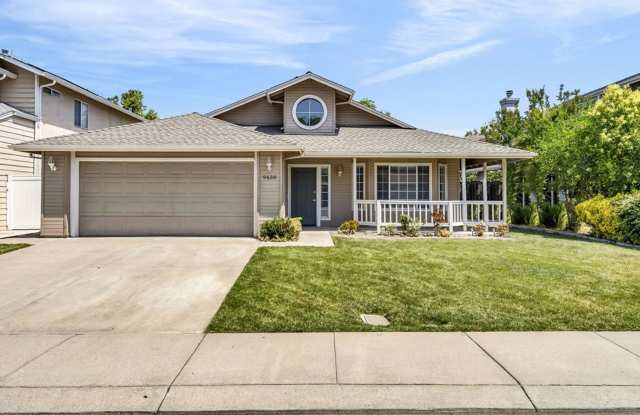 WONDERFUL MORADA NEIGHBORHOOD! SINGLE STORY BEAUTY WITH FORMAL LIVING AND DINING ROOM!! Gallery 3