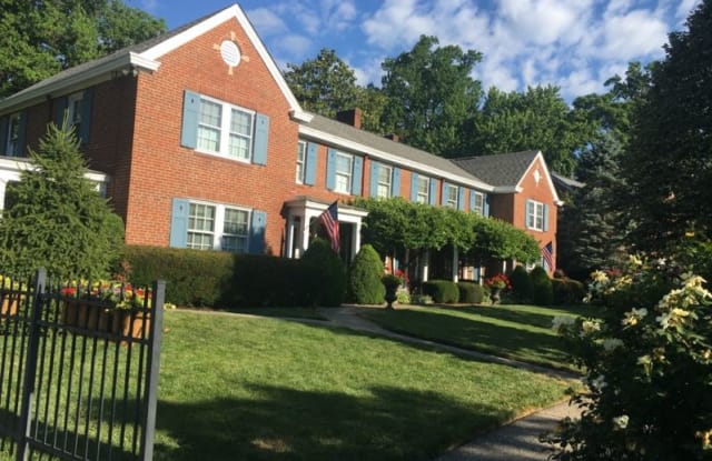 3869 Beech Street - 3869 Beech Street, Mariemont, OH 45227
