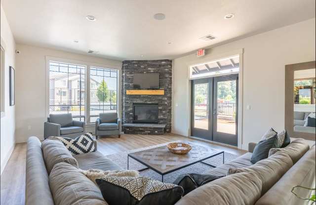 Silverplace Apartment Homes Gallery 4