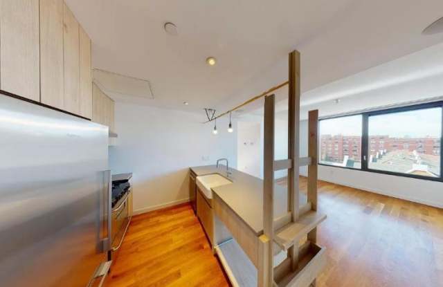 557 Hart Street photos photos