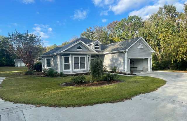 Forest Sound 3 Bedroom Home Gallery 1