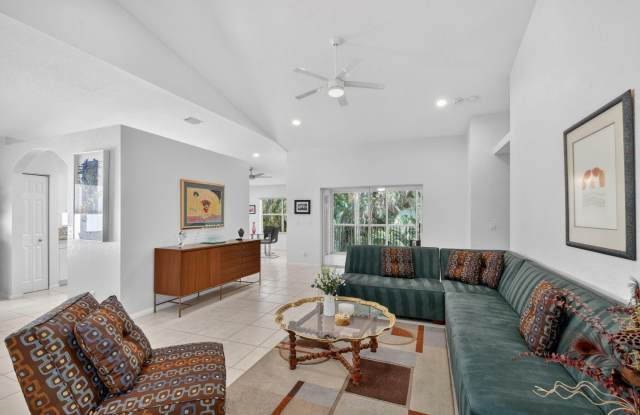7910 Laina Lane Gallery 1