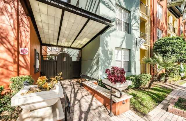 2440 W HORATIO STREET photos photos