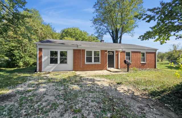 751 Maple Ln - 751 Maple Lane, Mooresville, IN 46158