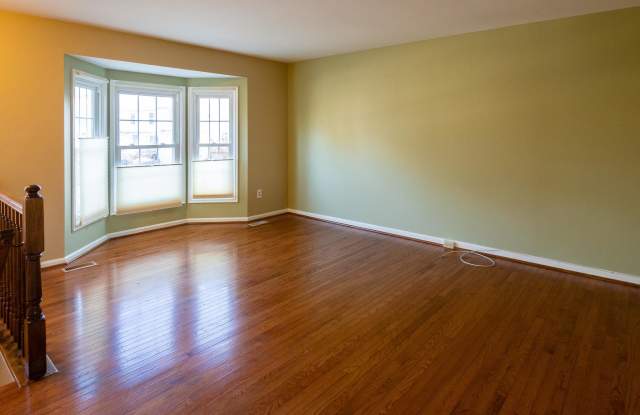727 HERNDON WOODS COURT Gallery 3