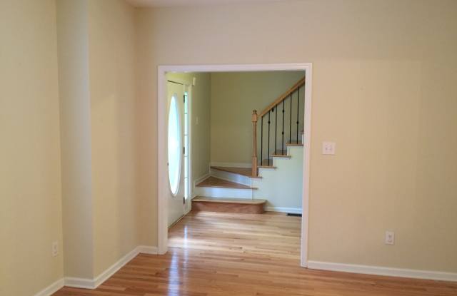 135 Woodbriar Gallery 3