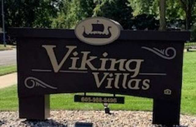 Viking Villas Apartments with Classic Brick Charm & Convenient Living Gallery 3