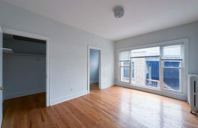 3449 N Elaine Place, Gallery 2
