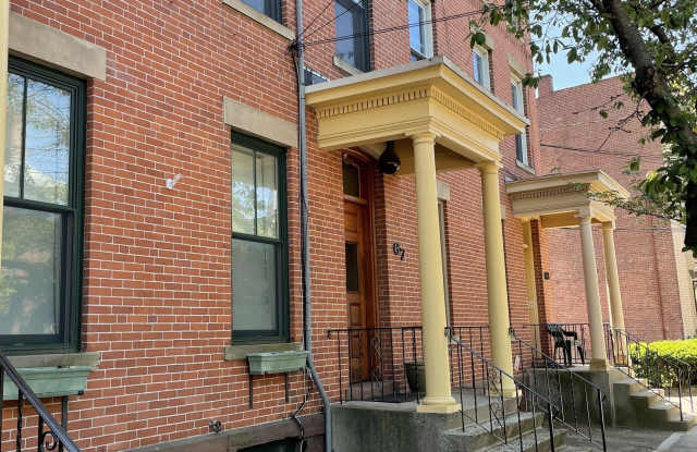 67 Warren Street unit: 2 photos photos