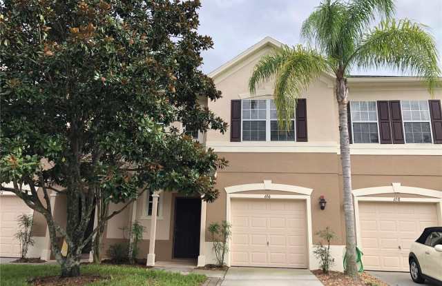 656 PINEBRANCH Circle Gallery 1