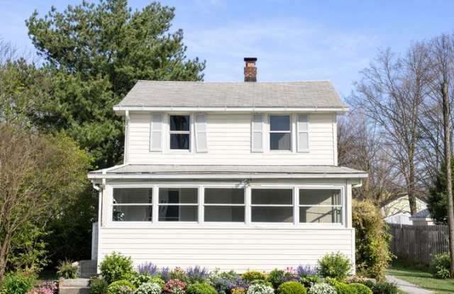 Spacious Single Family Home in Willowick photos photos