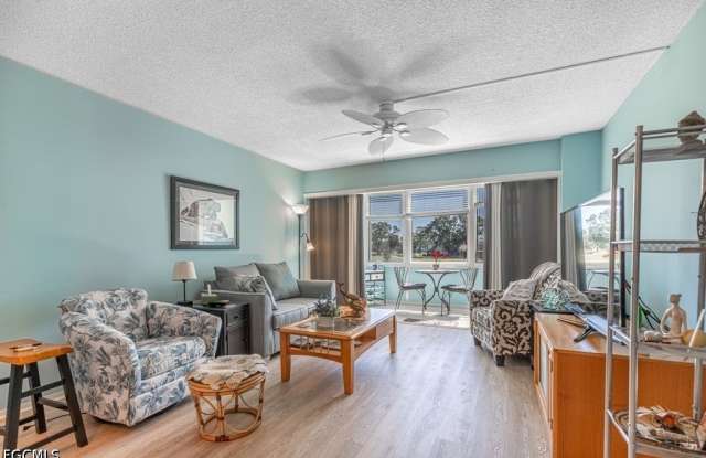 1700 Pine Valley Drive Gallery 4