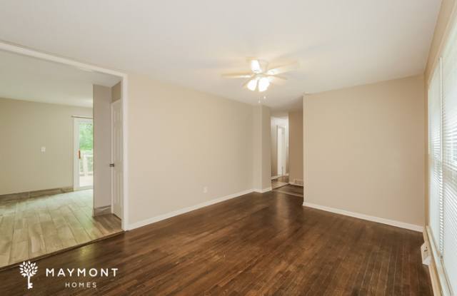 13144 Ashland Avenue Gallery 3