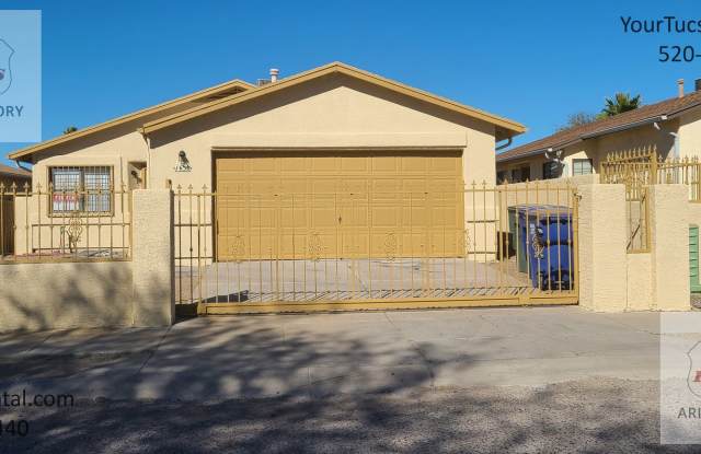 Midvale Park - 2/2 with gated and fenced yard. photos photos