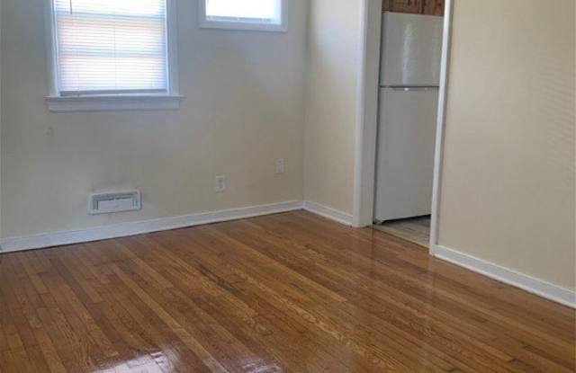 3709 Garland Avenue Gallery 3
