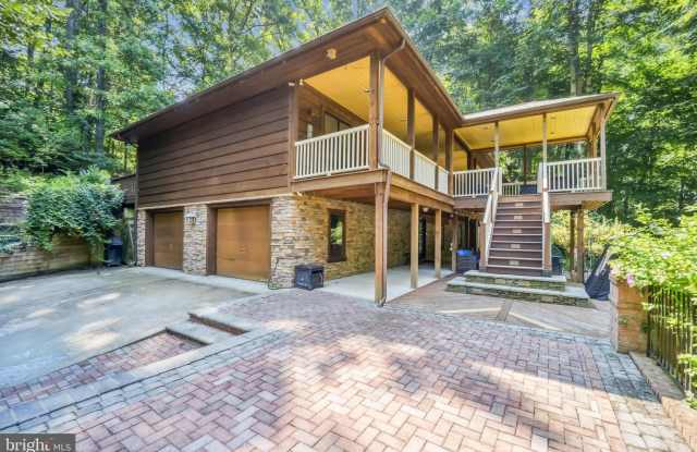 8535 ACOUSTIC Lane photos photos