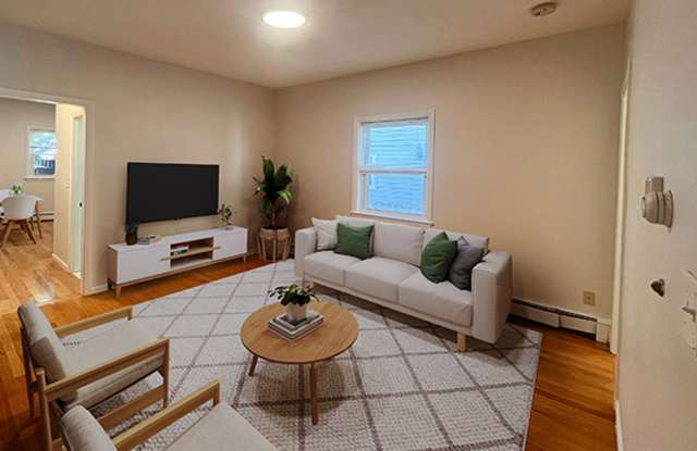 148 Brown St #1R Waltham MA 02453 photos photos