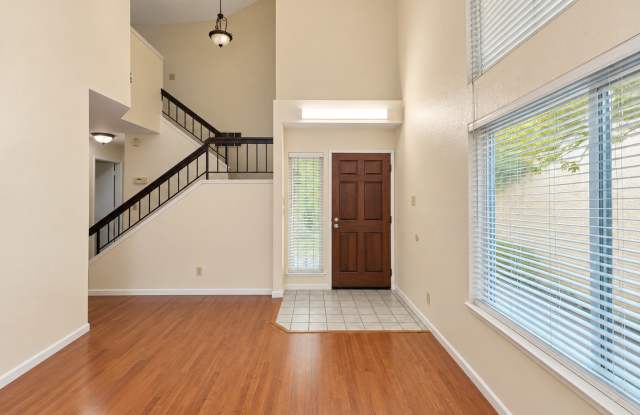 Spacious 4-Bedroom Fremont Home Gallery 4