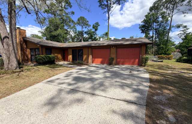 3BD/2B in Foxborough Subdivision. photos photos